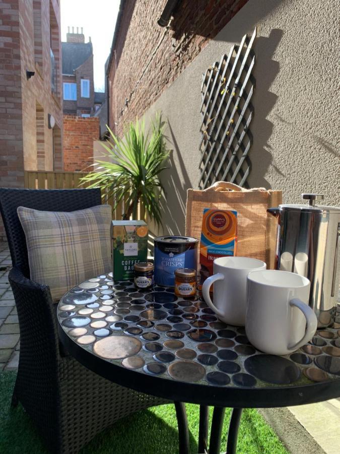 York Staycation With Free Parking Екстериор снимка